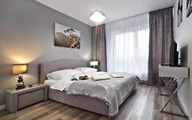 Optyków by Promenada- P&O Apartments